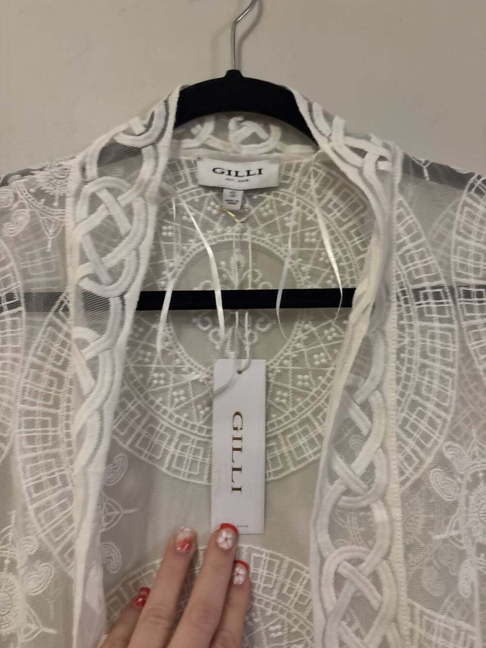 GILLI New With Tags White Sheer Medallion Embroidered Lace Kimono Duster - Picture 2 of 4